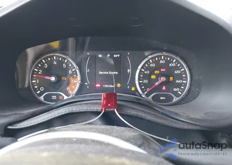 2016 Jeep Renegade Latitude из США, поврежденный, VIN ZACCJBBT2GPD40042